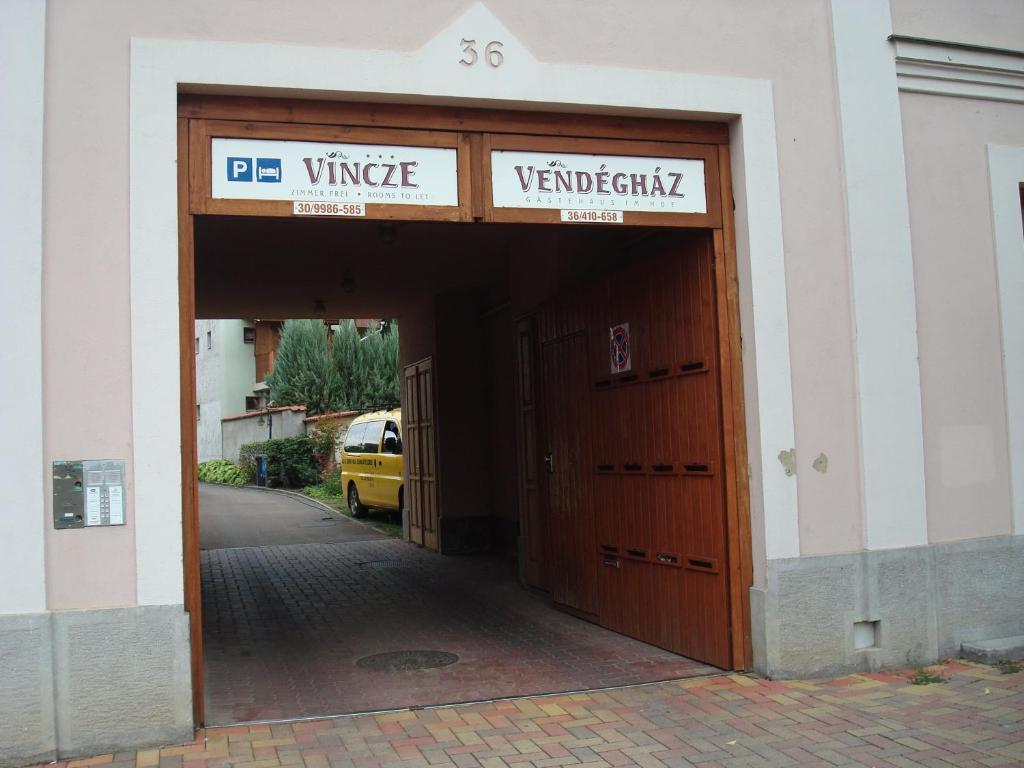 Vincze Vendégház Eger Esterno foto