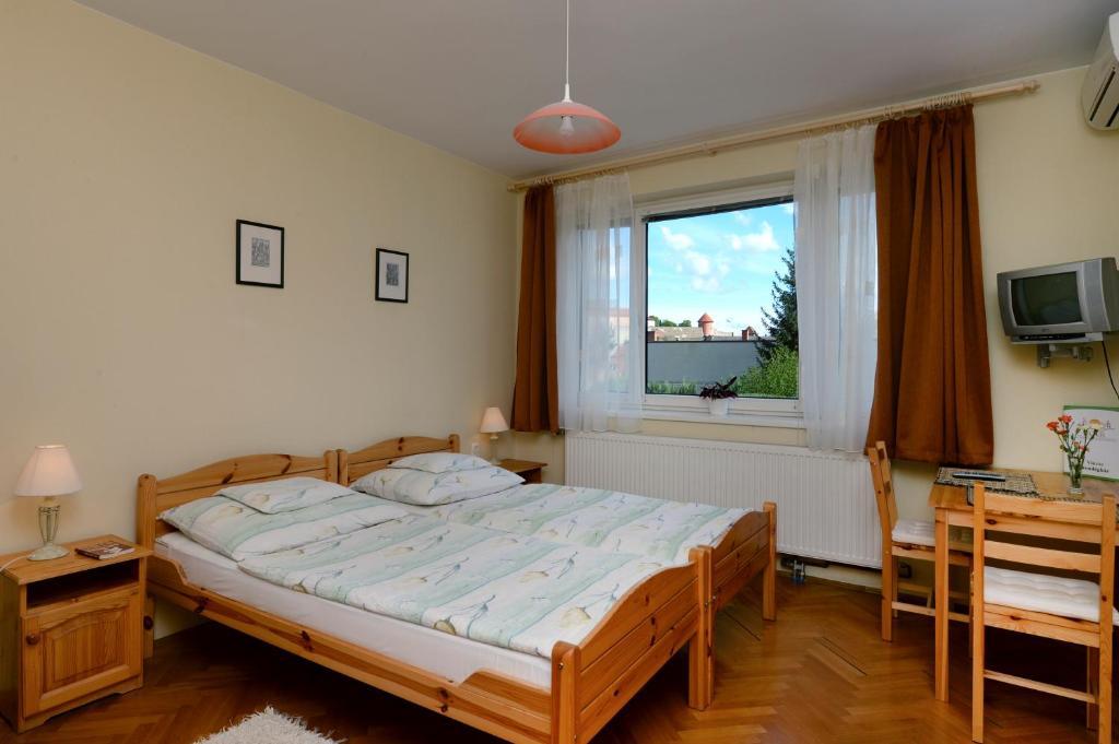 Vincze Vendégház Eger Esterno foto